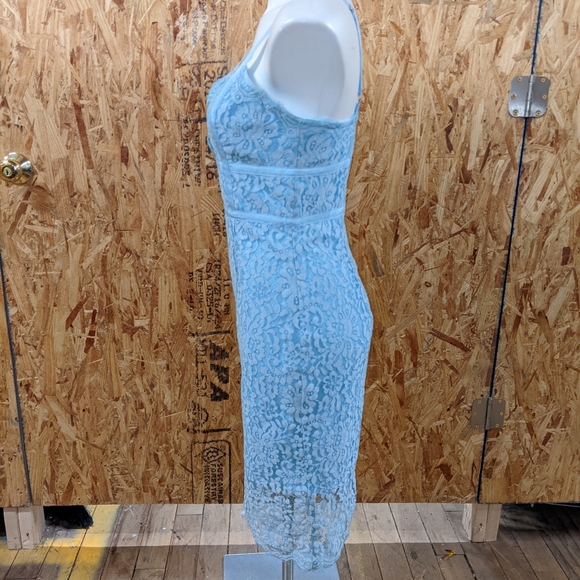 Lulu's - Picture 3 of 4